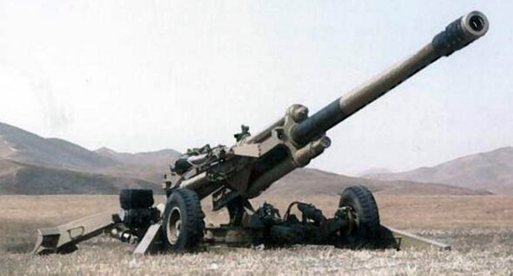 AH-4型超轻型榴弹炮